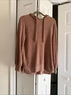 SO Waffle-Knit Hoodie Sweater in Dusty Rose